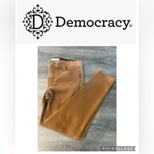 Democracy Women's Tan Skinny Jeans